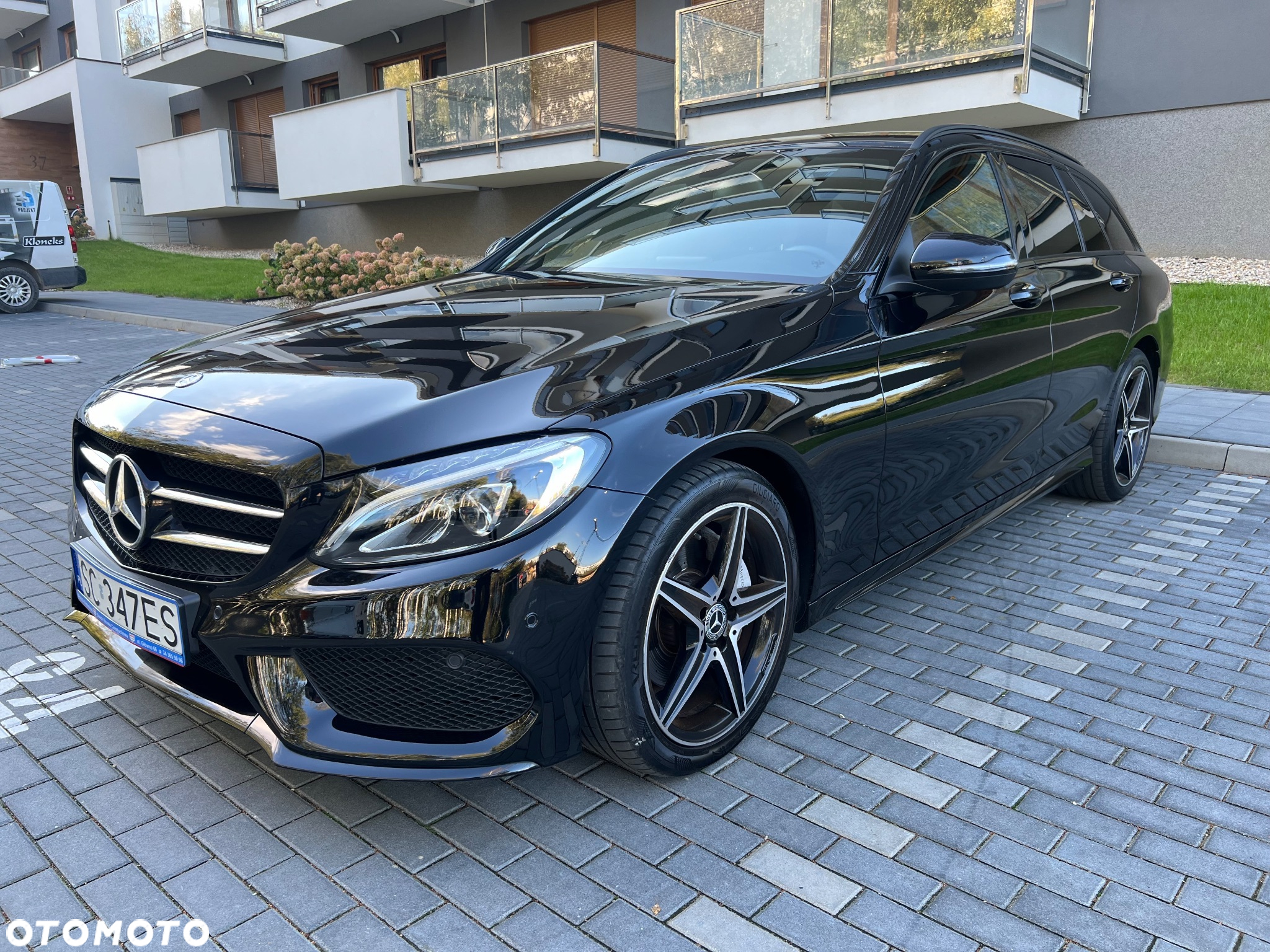 Mercedes-Benz Klasa C 180 (BlueTEC) d T AMG Line - 2