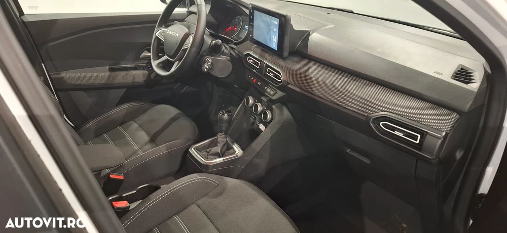DACIA Logan 2025 — imagine 10