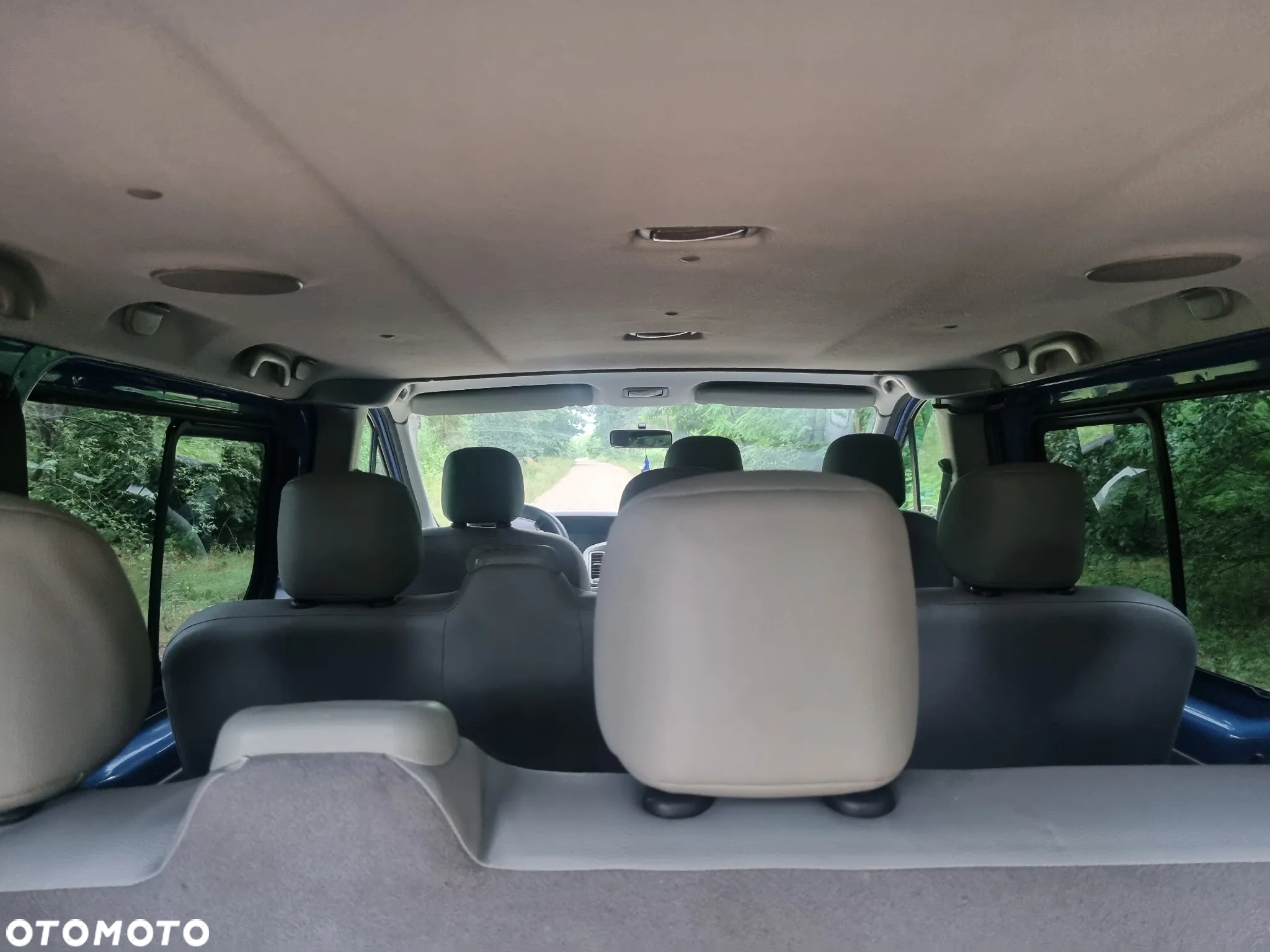Opel Vivaro 2.5 CDTI L1H1 - 27