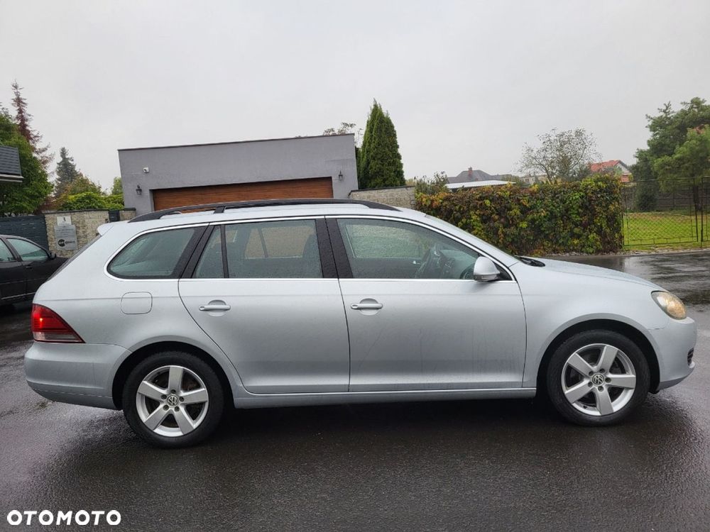 Volkswagen Golf - 5