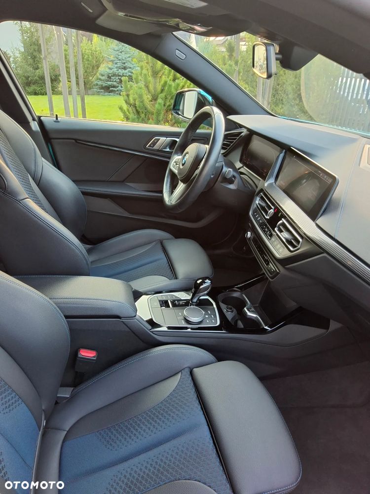 BMW Seria 2 218i M Sport - 8