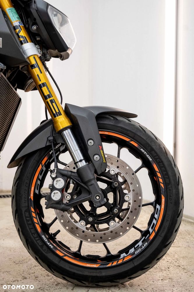 Yamaha MT - 29