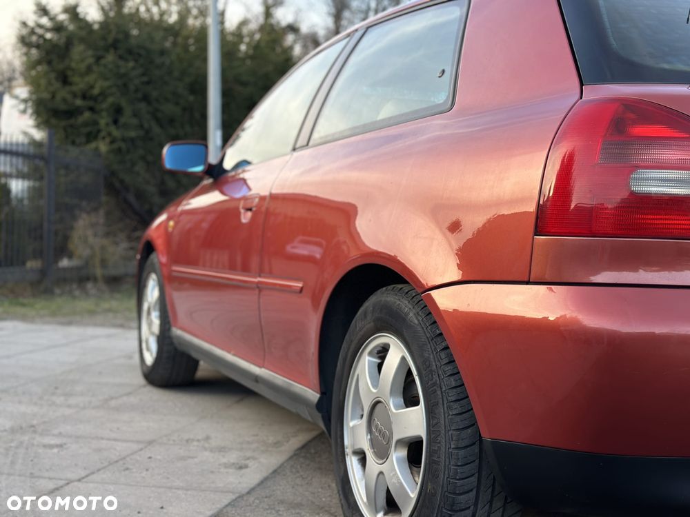 Audi A3 3-drzwiowe 1.6 Ambiente - 4