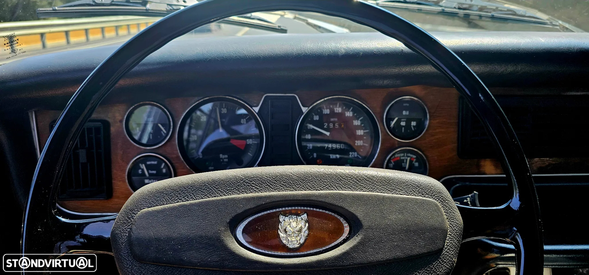 Jaguar XJ - 15