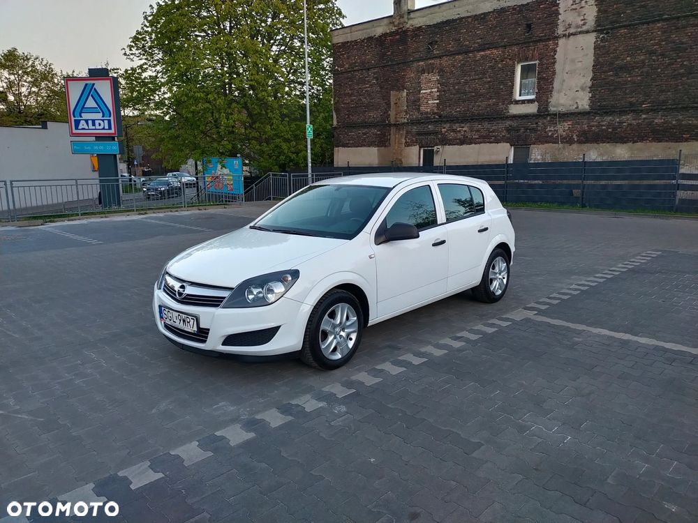 Opel Astra 1.3 CDTI Enjoy - 2