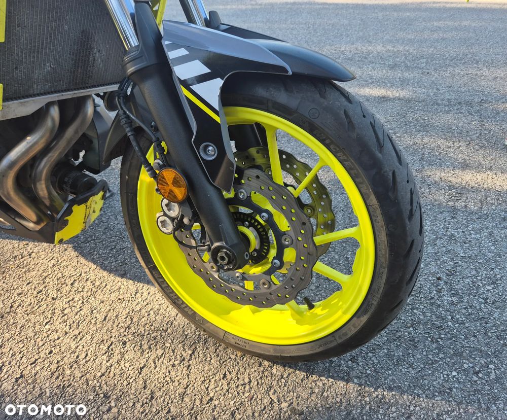 Yamaha MT - 9