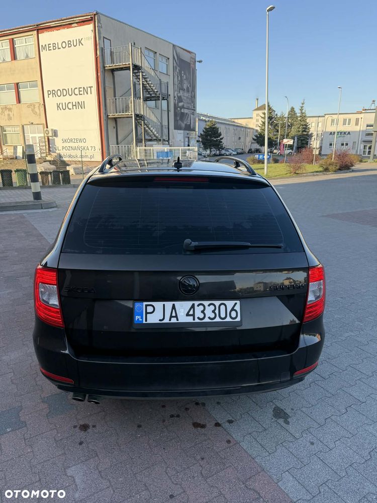 Skoda Superb 2.0 TDI Active DSG - 4