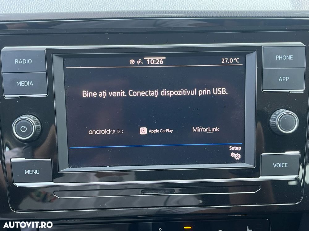 Volkswagen Passat 2.0 TDI DSG Comfortline - 23