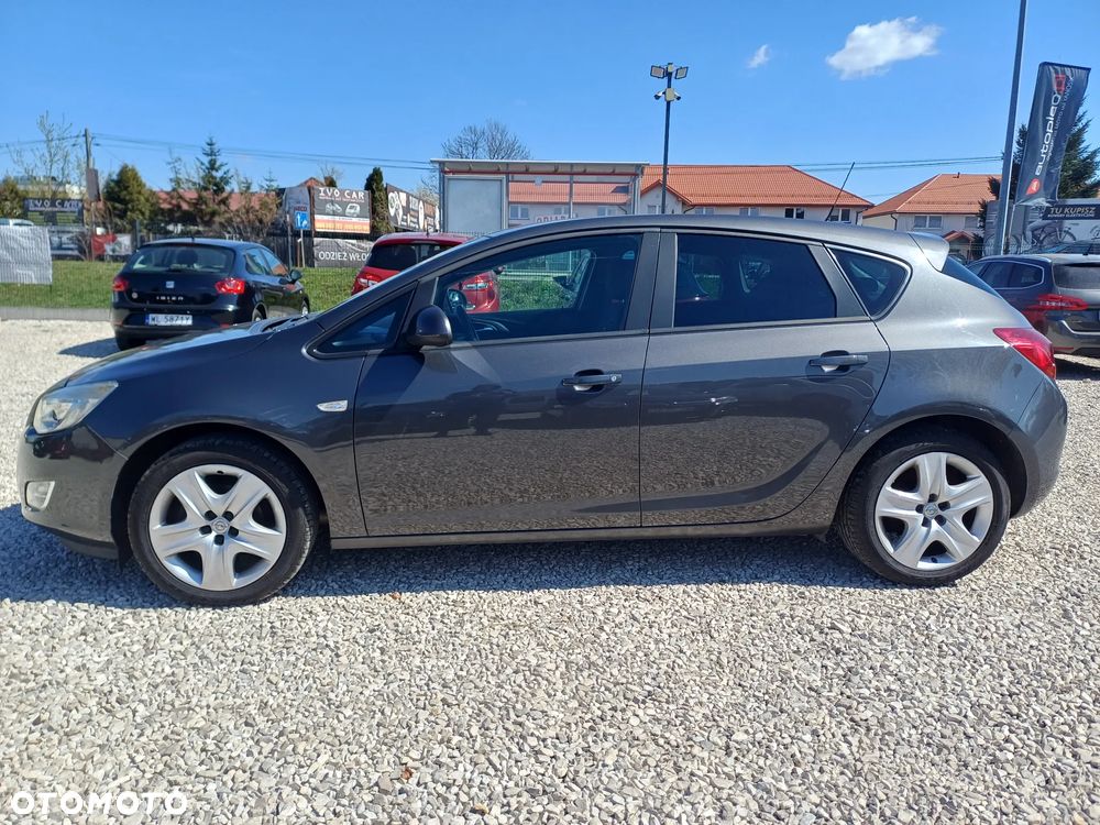 Opel Astra 1.4 Turbo - 2