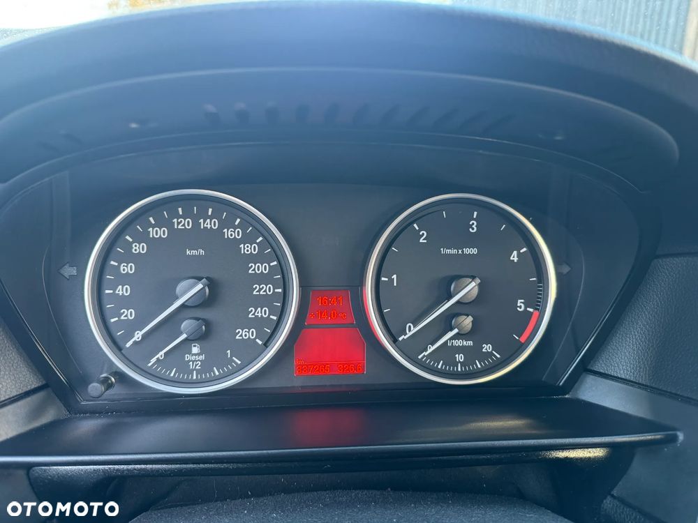BMW Seria 5 530d Sport-Aut Edition Sport - 6