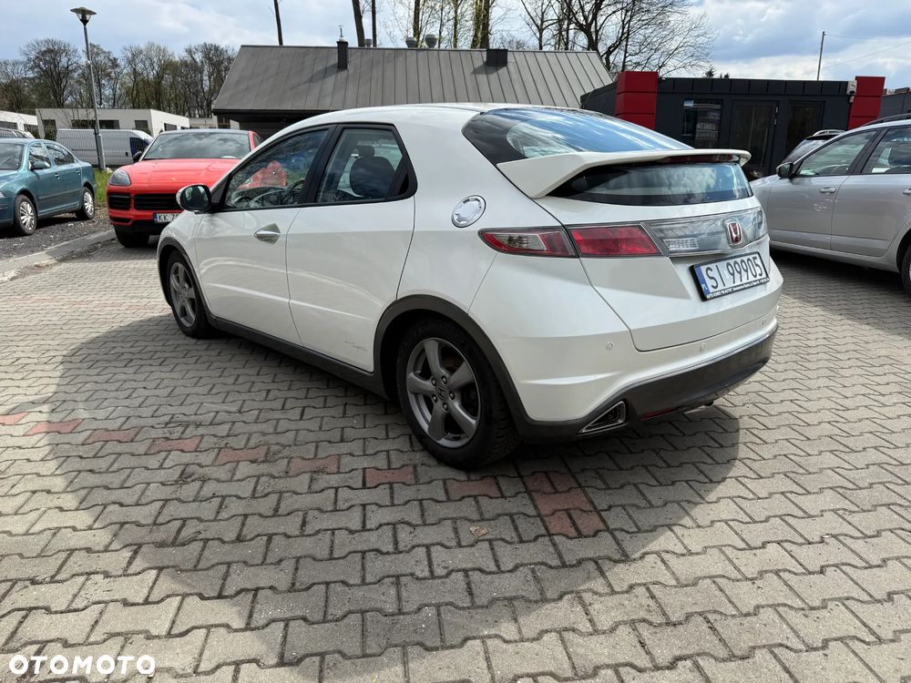 Honda Civic 1.8i-VTEC Sport - 8