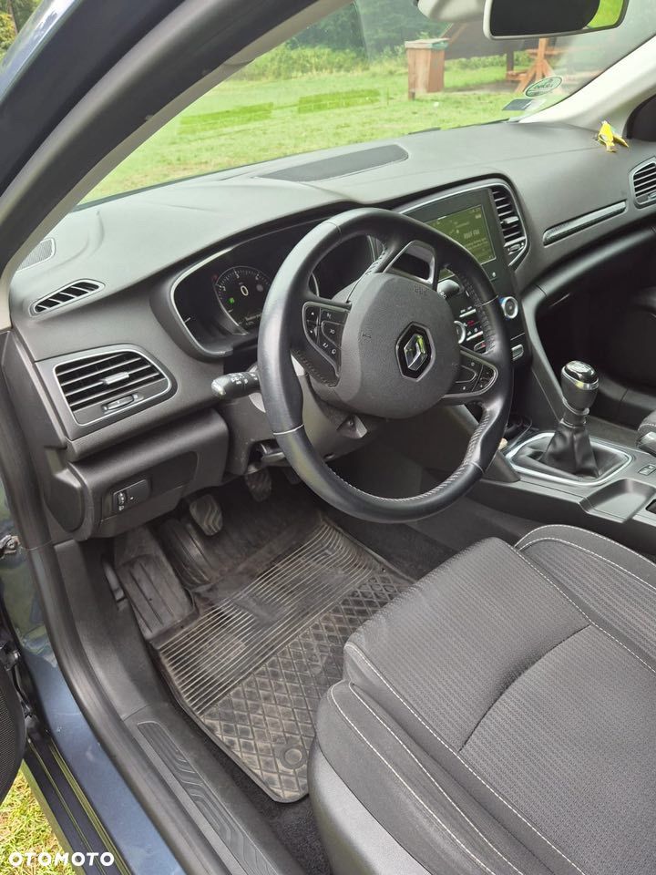 Renault Megane 1.5 dCi Bose - 11