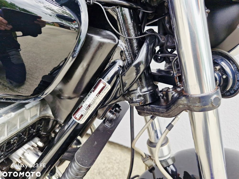 Honda CB - 23