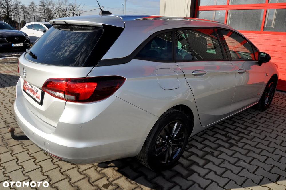 Opel Astra 1.5 D Start/Stop Automatik Design&Tech - 13