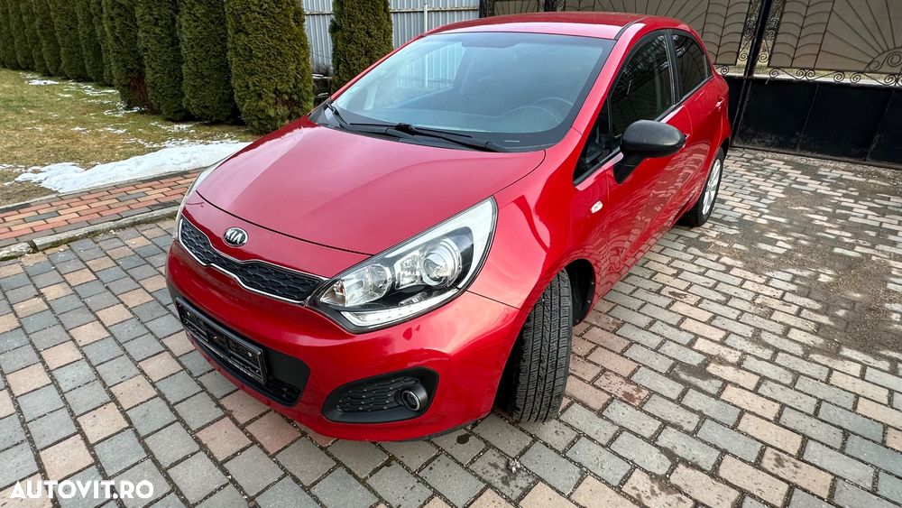 Kia Rio 1.1 CRDI Dream-Team Edition - 2