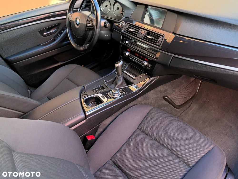 BMW Seria 5 - 17