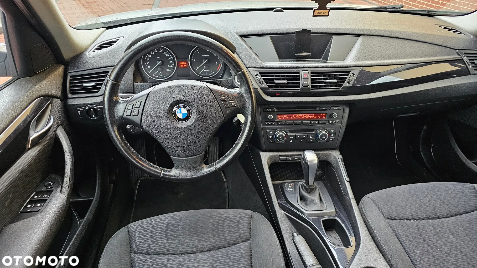BMW X1 xDrive18d - 8