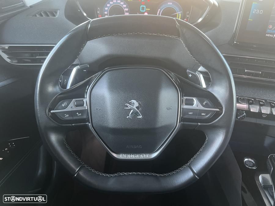 Peugeot 3008 1.6 Hybrid4 Allure Pack e-EAT8 - 26