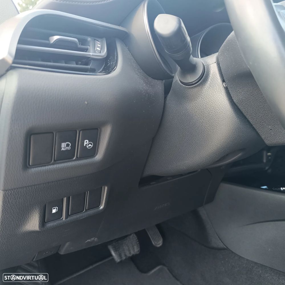 Toyota C-HR 1.8 Hybrid Exclusive+P.Luxury - 21