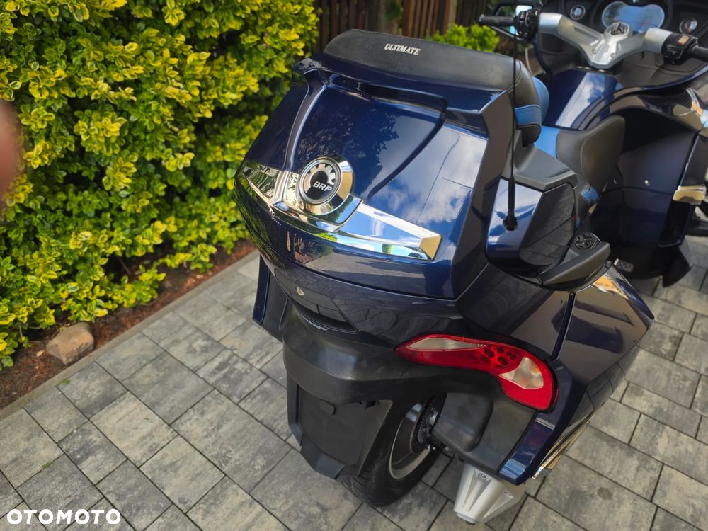 Can-Am Spyder - 10