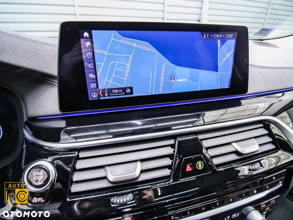 BMW Seria 5 520d xDrive Touring Luxury Line - 21