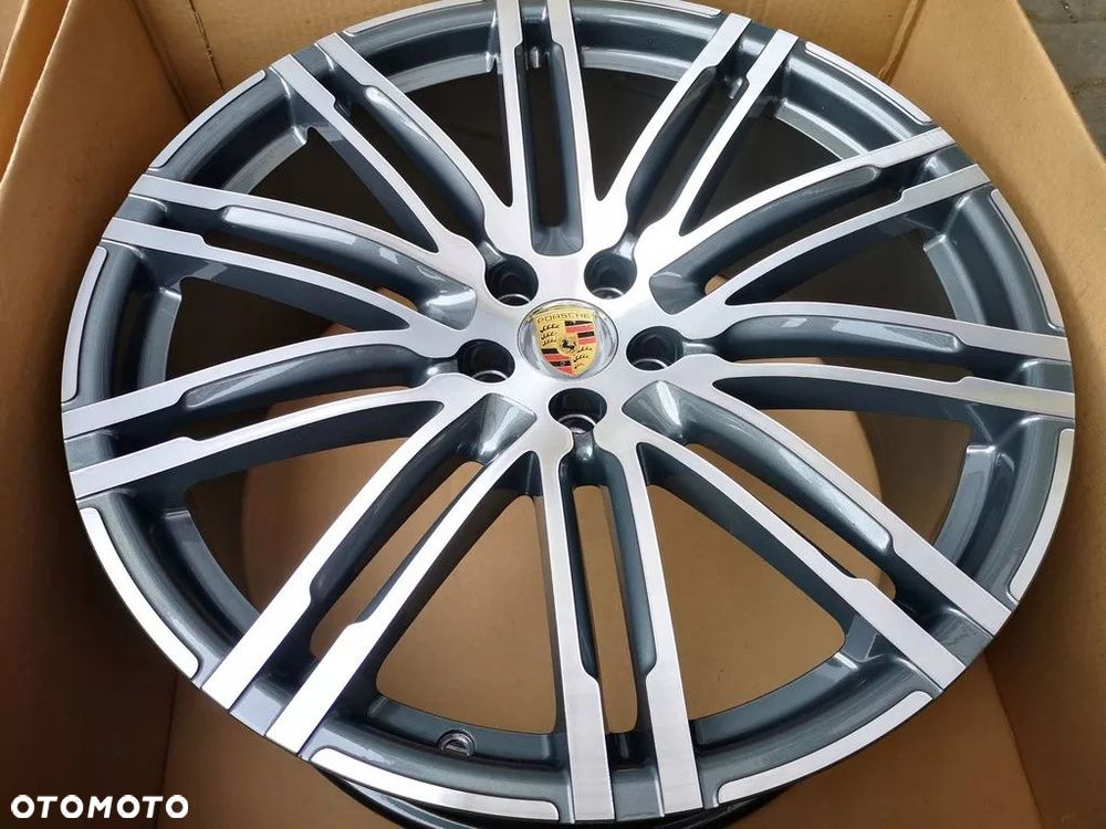 PORSCHE MACAN S / TURBO/ SPIDER 21''95B nowy model - 15