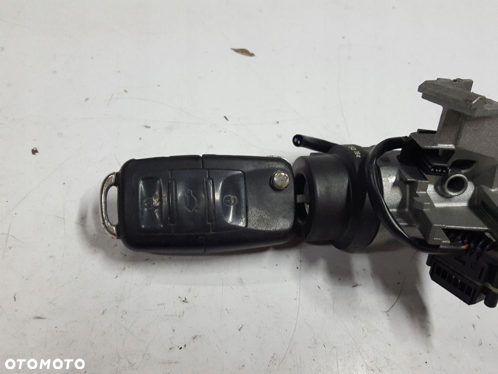 VW EOS 06-10r GOLF V STACYJKA KLUCZYK - 2