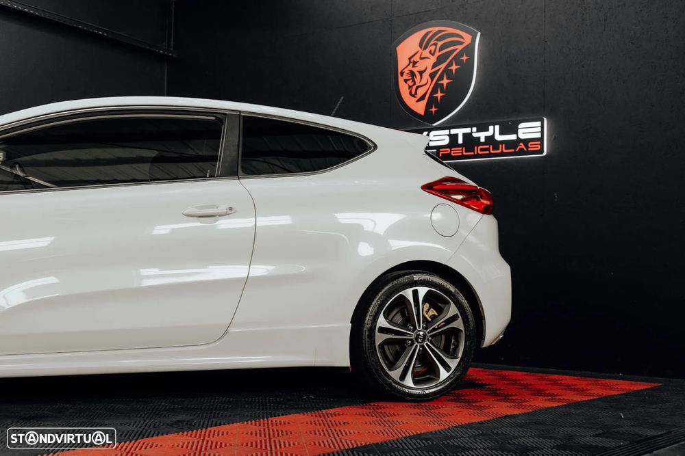Kia Ceed S Coupé 1.6 CRDi GT Line - 17