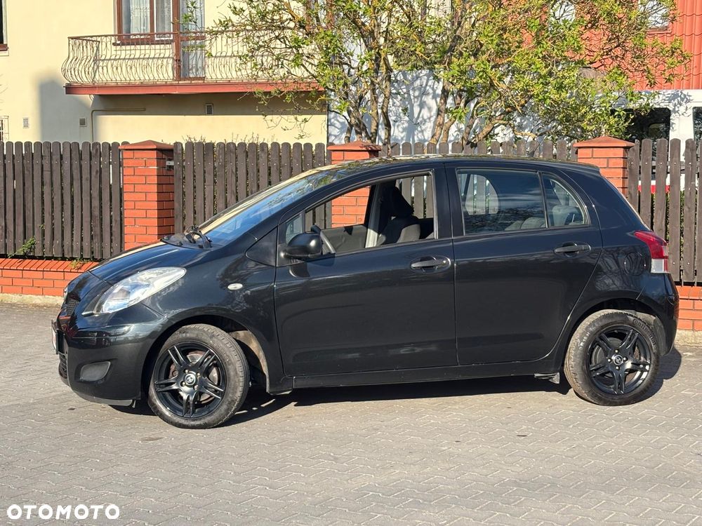 Toyota Yaris 1.33 Sol - 9