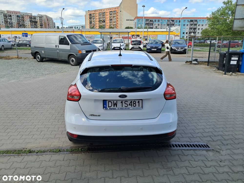 Ford Focus 1.5 TDCi Trend - 4