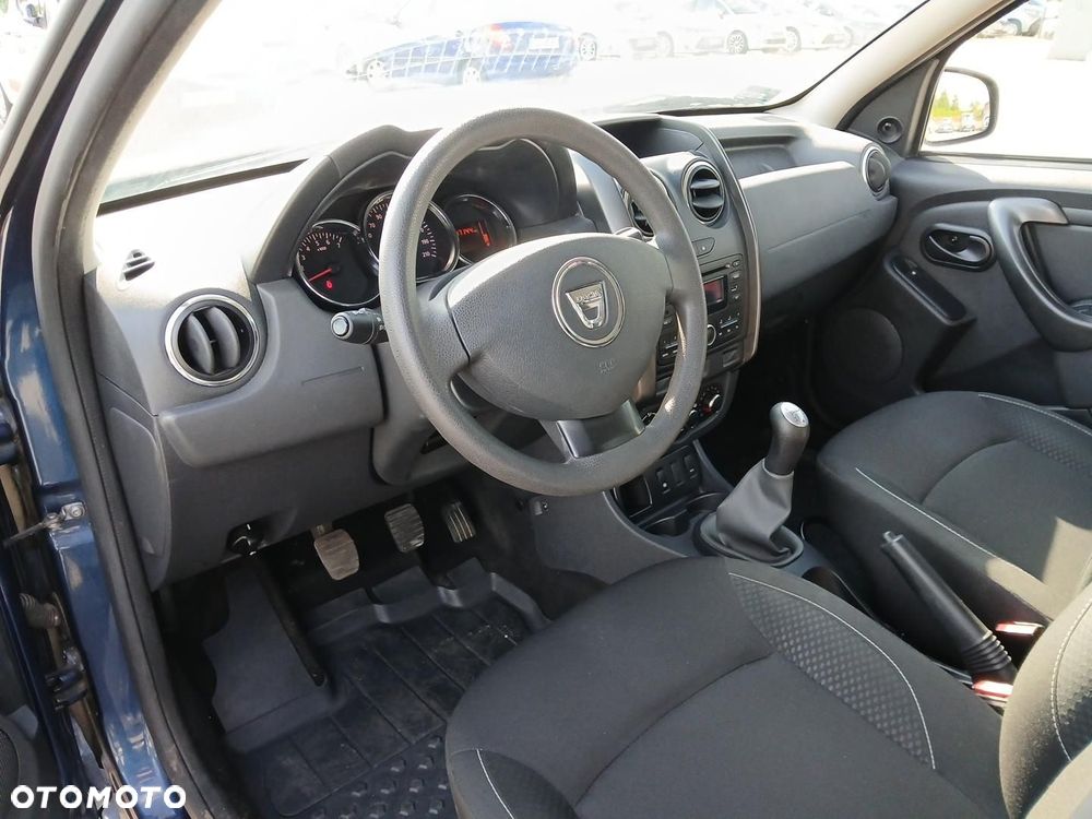 Dacia Duster 1.6 SCe S&S - 10
