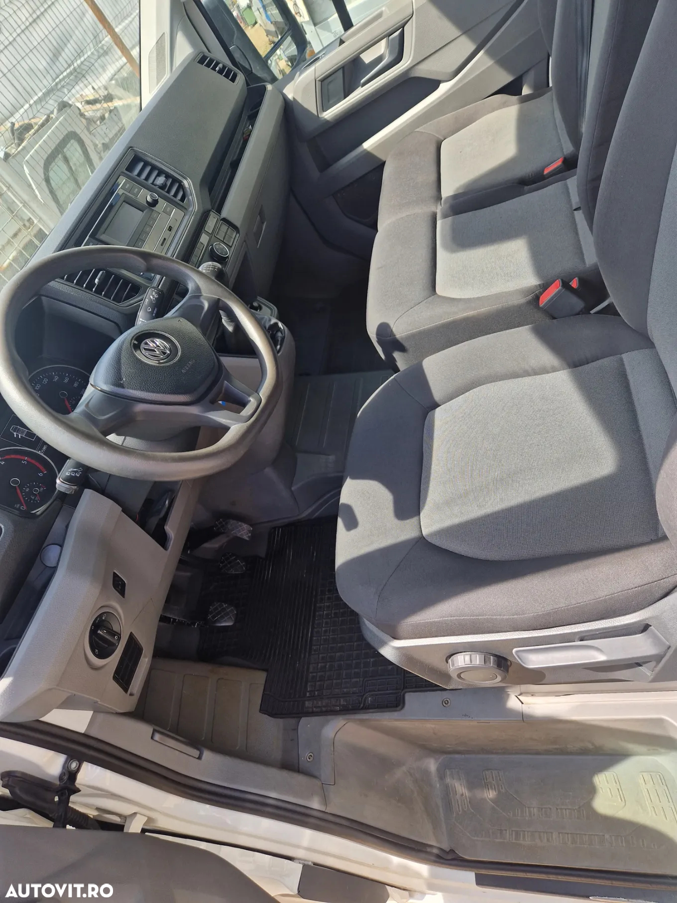 Volkswagen CRAFTER - 10