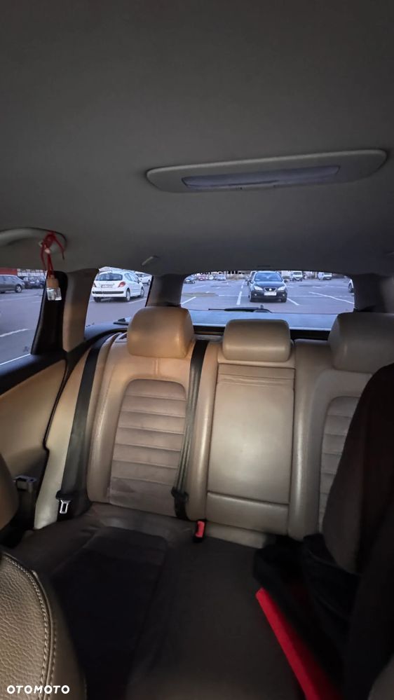 Volkswagen Passat 2.0 TDI Highline DSG - 20