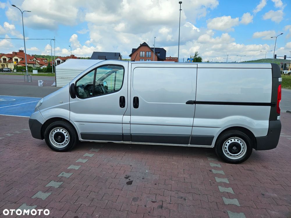 Opel Vivaro - 4