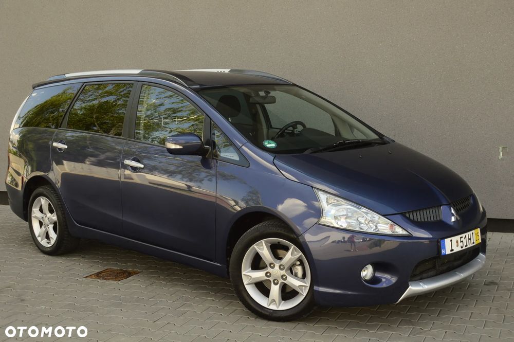 Mitsubishi Grandis 2.4 Invite - 6