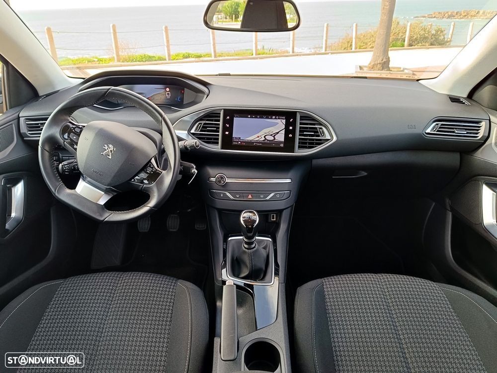 Peugeot 308 SW - 18