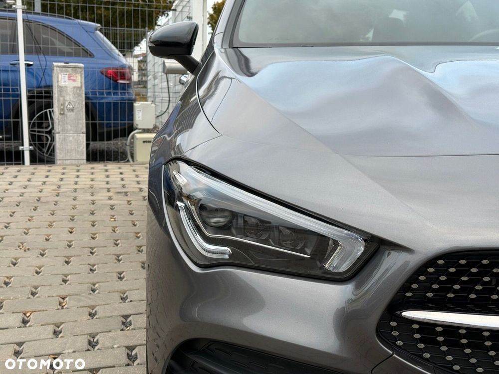 Mercedes-Benz CLA - 11