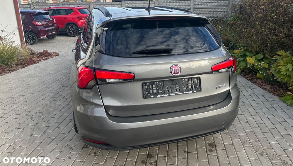 Fiat Tipo 1.6 MultiJet 16v Lounge - 10