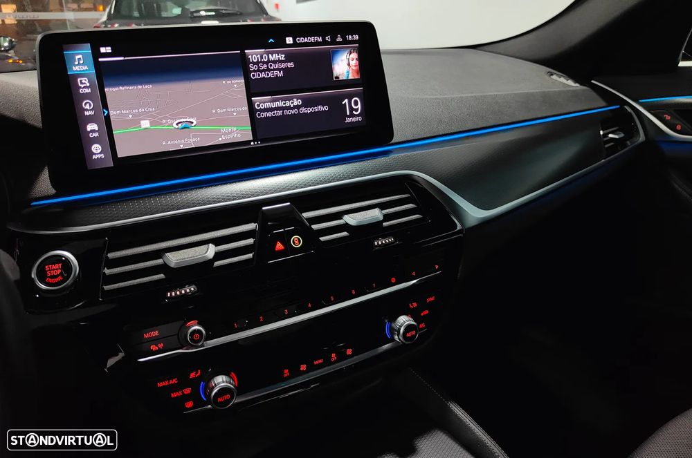 BMW 530 e Pack Desportivo M - 48