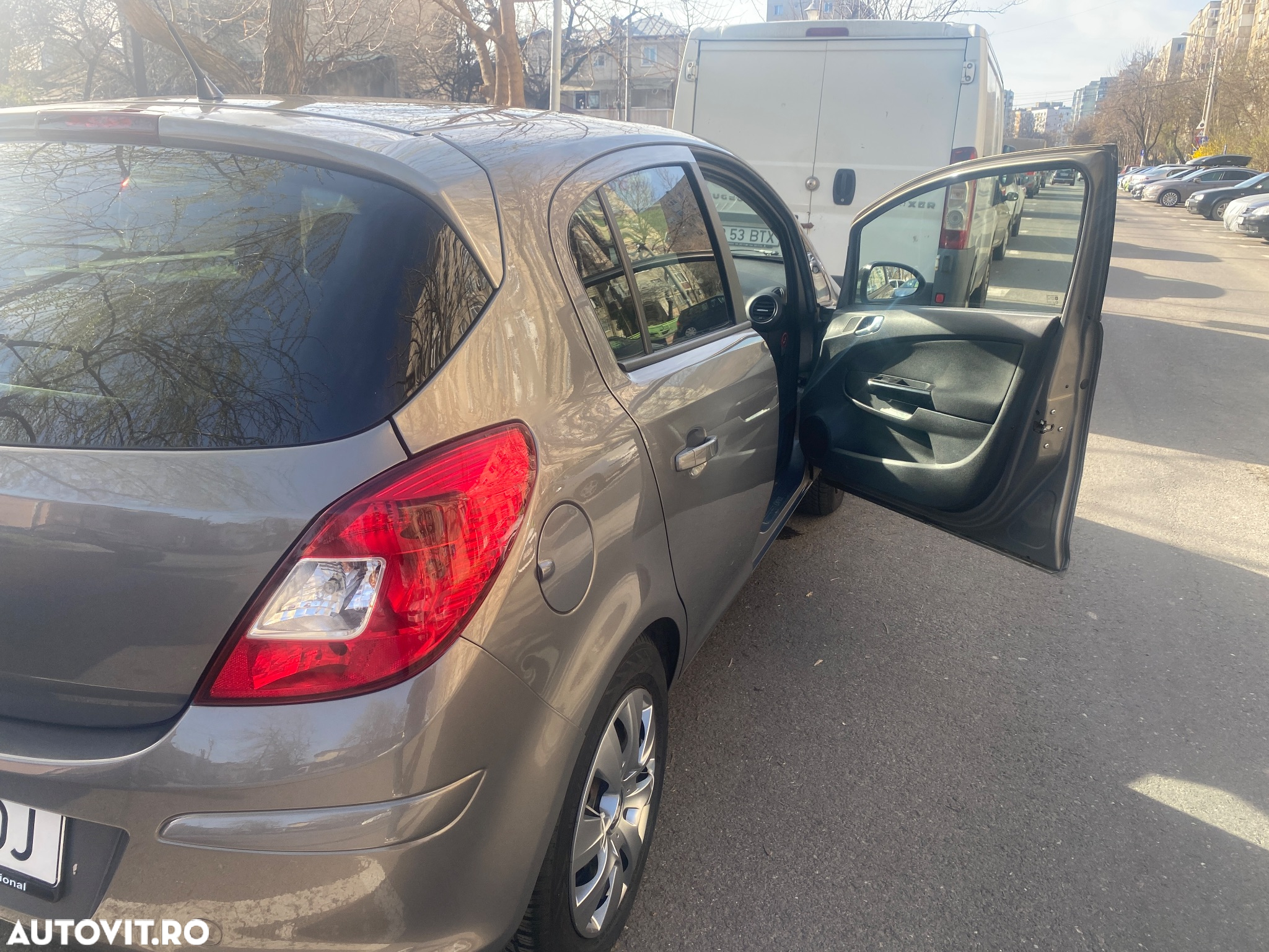 Opel Corsa 1.2 Cosmo - 6
