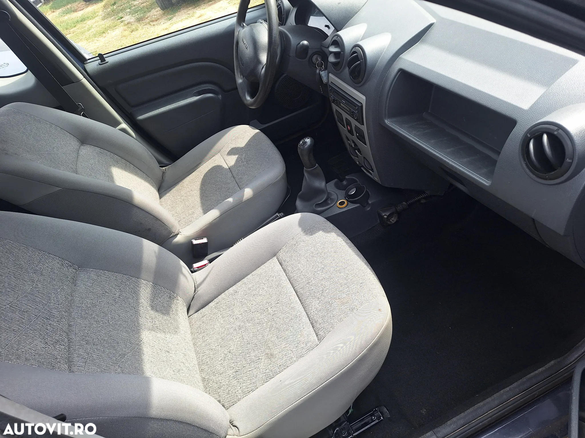 Dacia Pick Up - 8