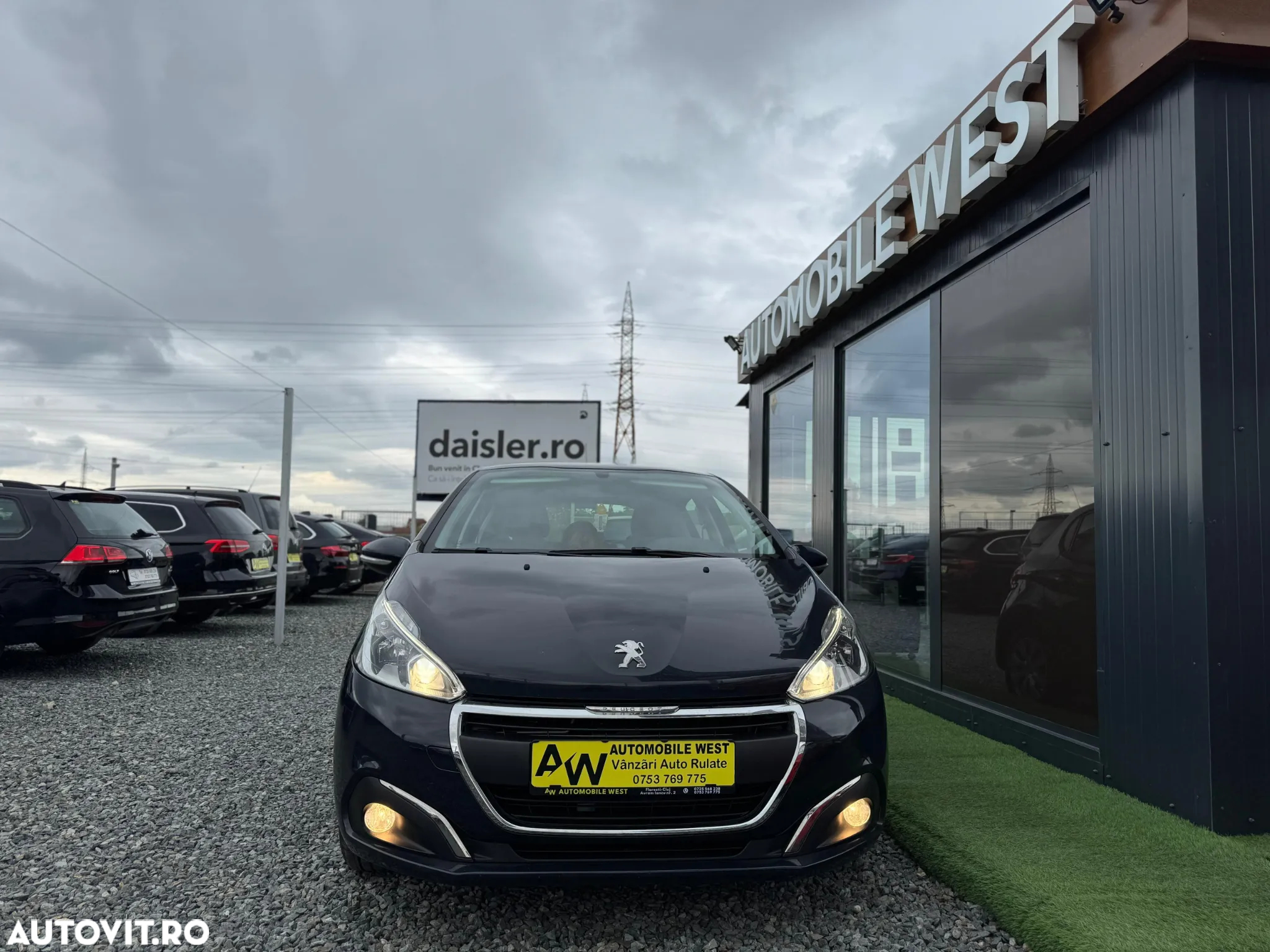 Peugeot 208 1.2 L PureTech Allure - 9