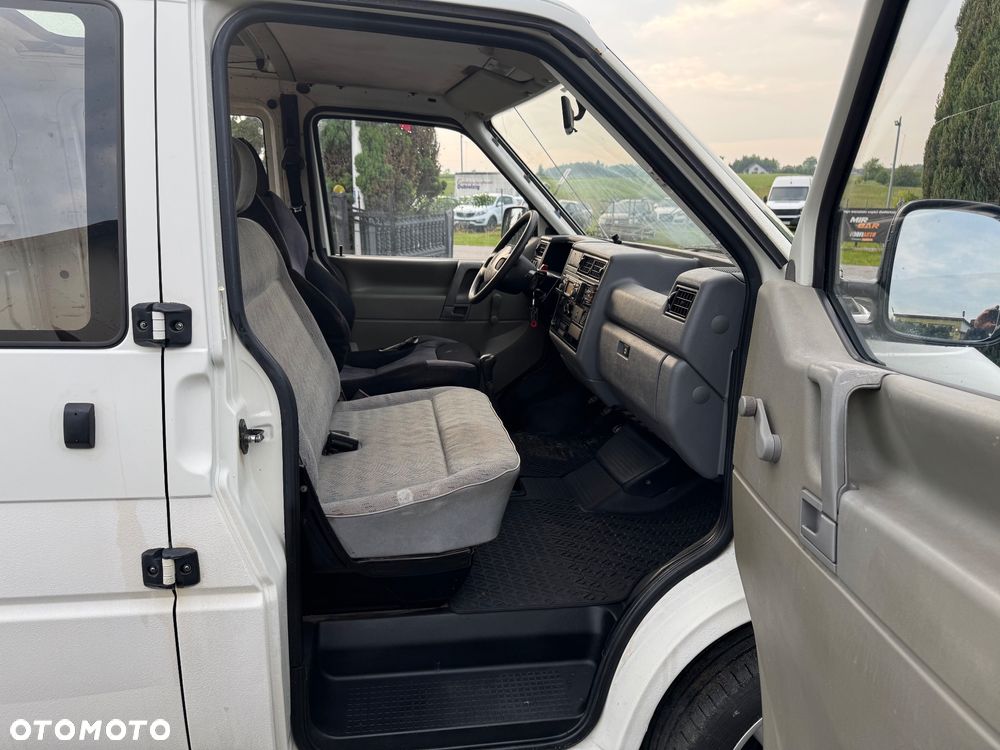 Volkswagen Transporter T4 - 11