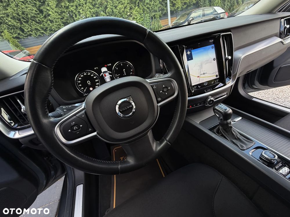 Volvo V60 D4 Geartronic Momentum Pro - 30