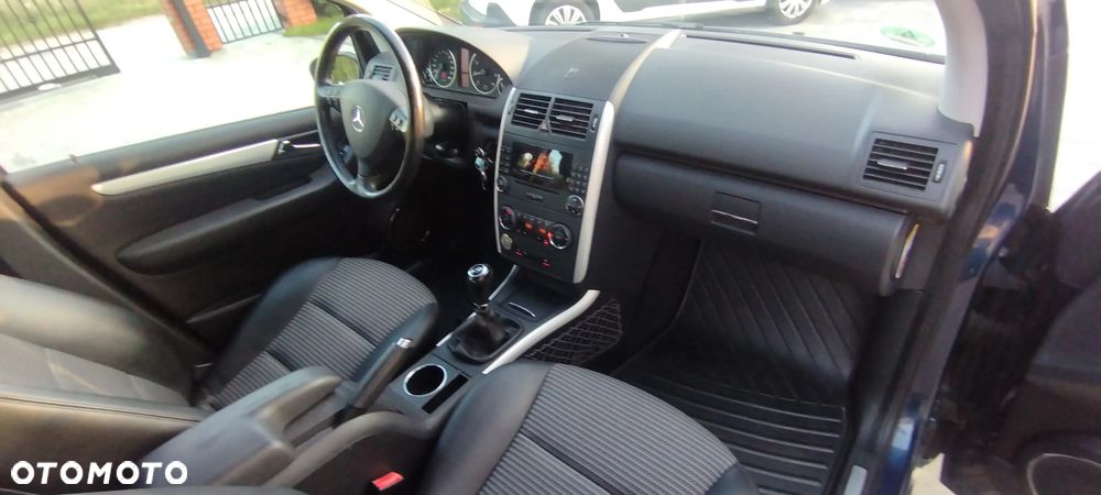 Mercedes-Benz Klasa A 200 Avantgarde Edition 10 - 6