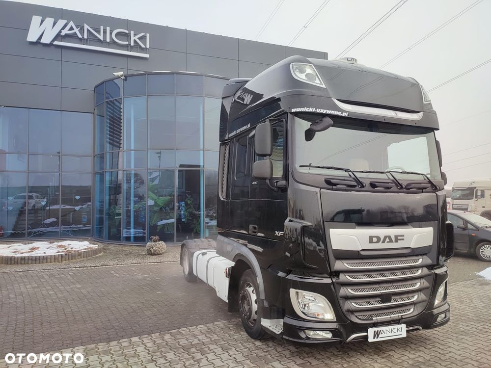 DAF XF 480 LOW DECK / TRAXON / SUPER SPACE CAB / - 1