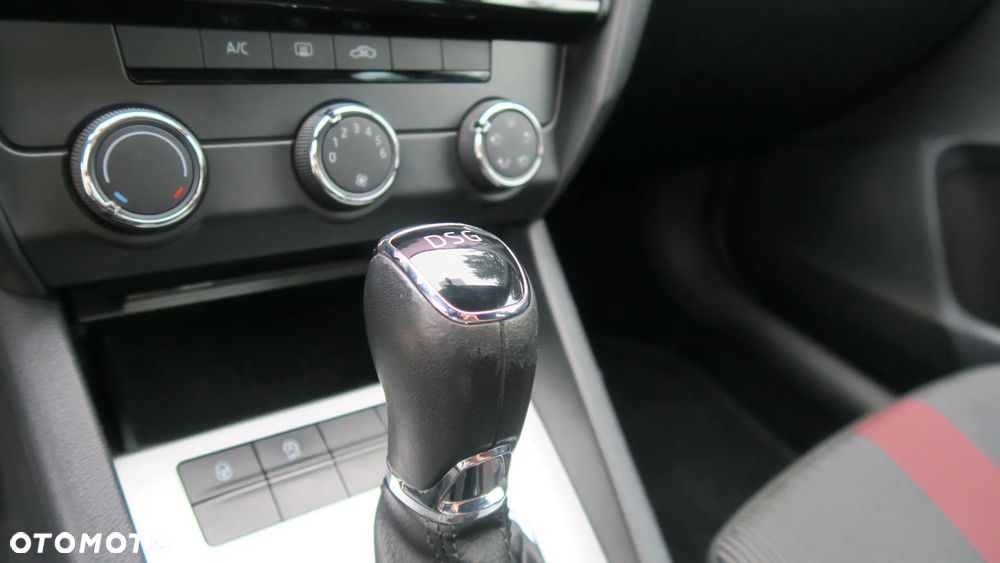 Skoda Octavia - 25