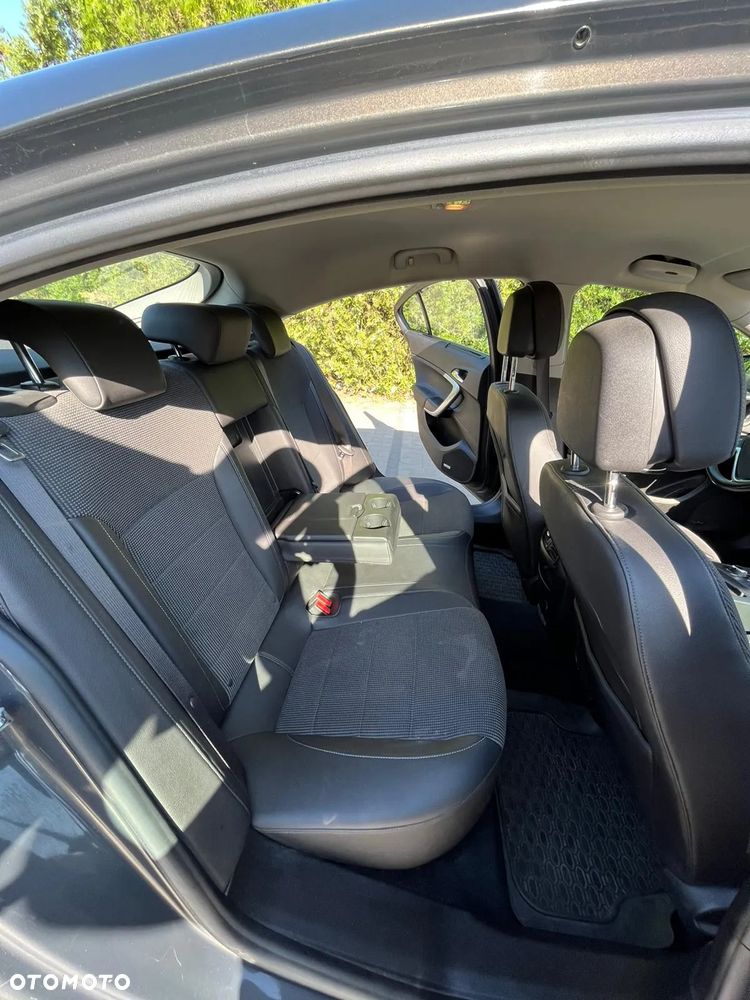 Opel Insignia 2.0 CDTI Cosmo - 14