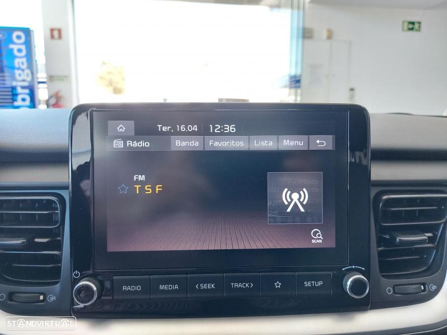 Kia Stonic 1.2 CVVT LX - 22