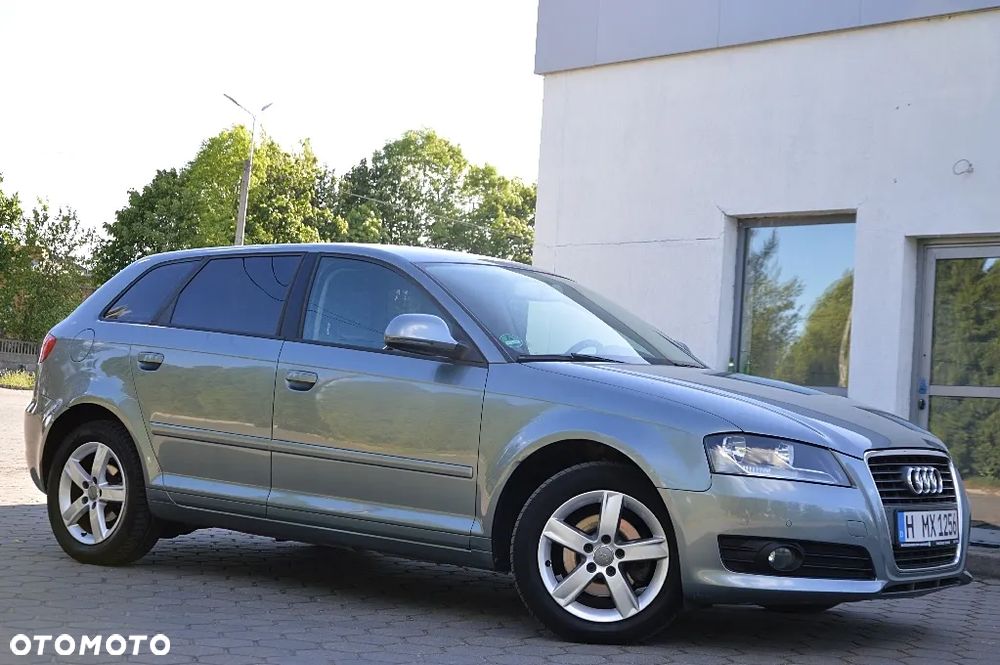 Audi A3 Sportback 1.6 Attraction - 3
